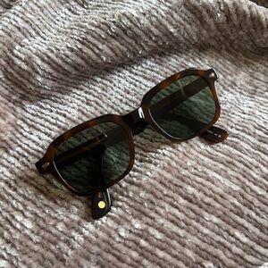 Tortoiseshell Sunnies